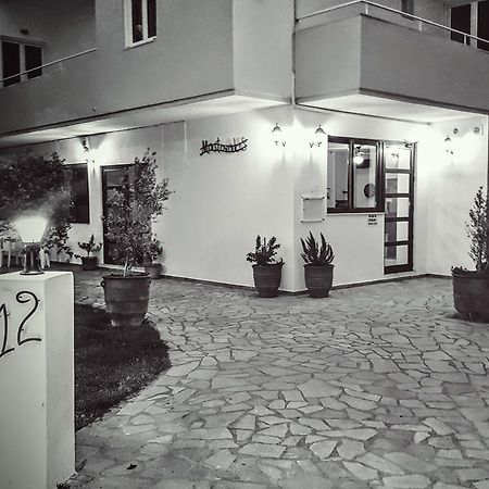 خيرسونِسوس Mastorakis Hotel And Studios المظهر الخارجي الصورة