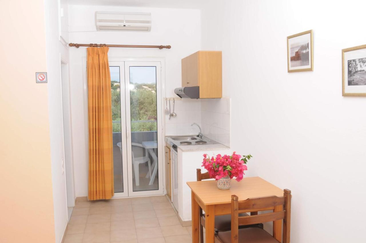 خيرسونِسوس Mastorakis Hotel And Studios المظهر الخارجي الصورة