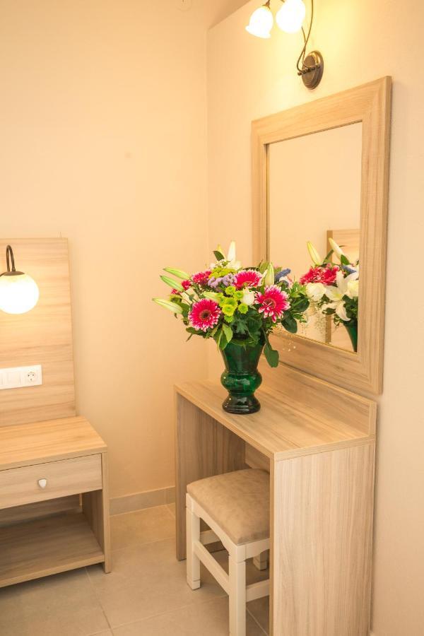 خيرسونِسوس Mastorakis Hotel And Studios المظهر الخارجي الصورة